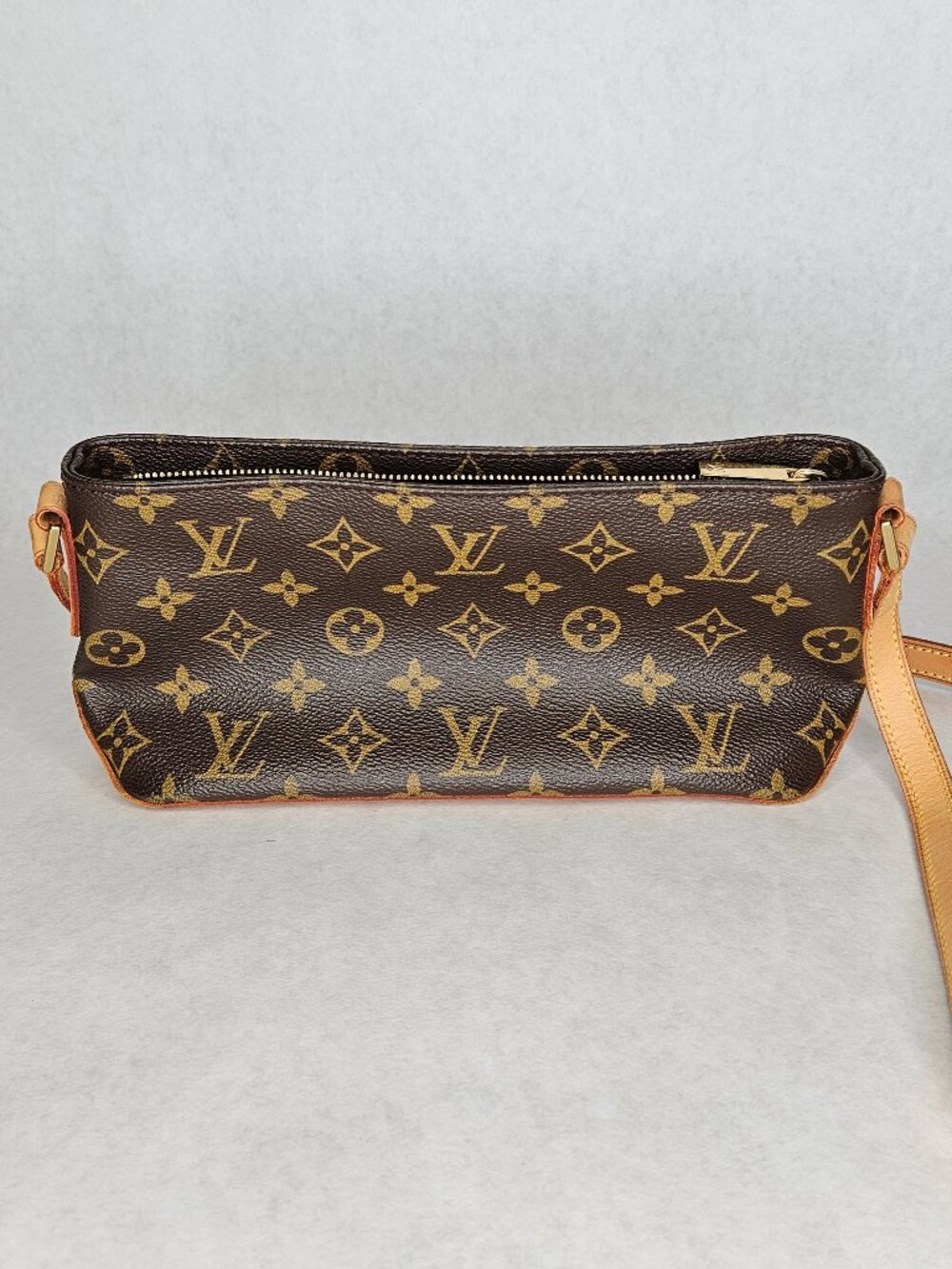 Louis Vuitton Monogram Trotteur Crossbody Handbag Purse with Strap - Picture 4 of 16
